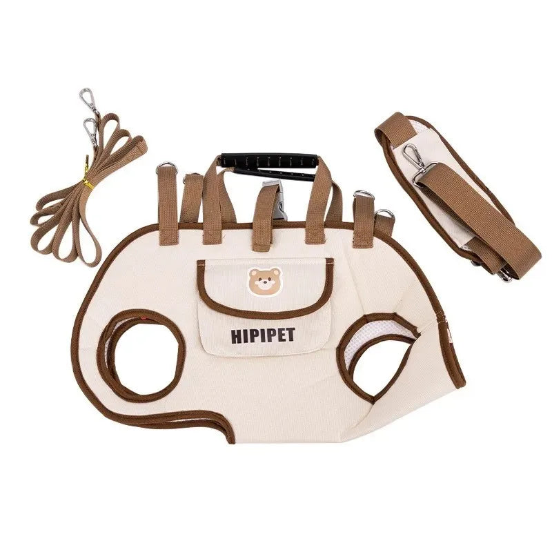 Dog harness with leash and pouch on a white background, featuring the brand 'HIPIPET'.